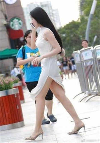 买睡蒋斯与小说