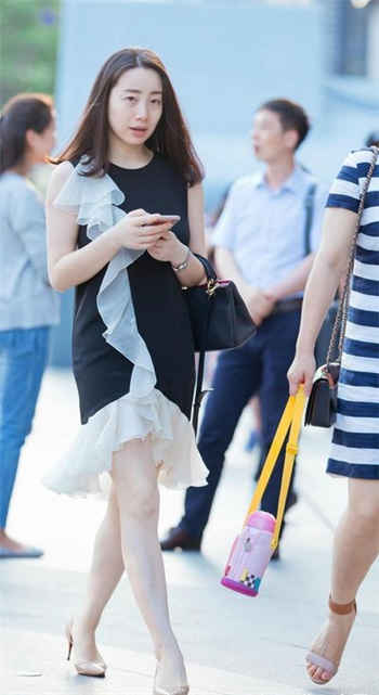 不正常婴儿小鸡图片