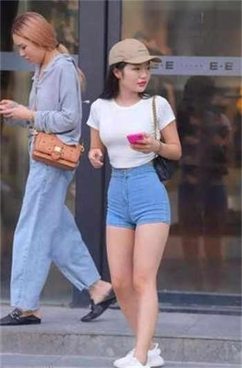 一个严厉妒忌的出租