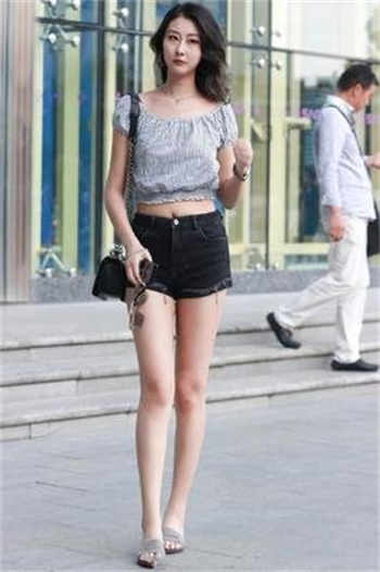 丝巾蒙面窒息