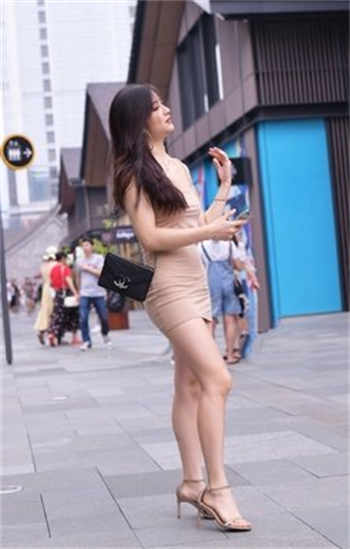 在摇晃的列车上巴巴鱼