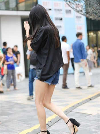 妻子的面具李娜娜