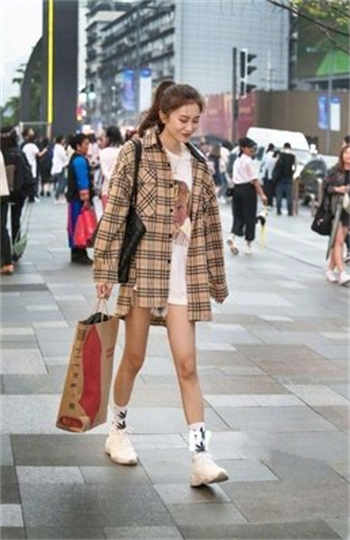 抖音你的兔子短裙版