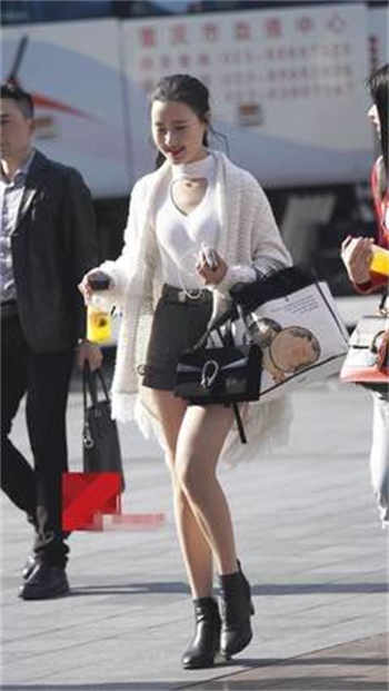 16名年轻女子被斩首