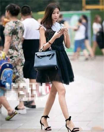 三宝局长与女儿